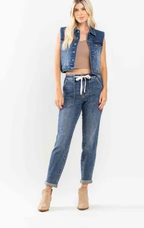CURVY Judy Blue HW Elastic Drawstring & Cuffed Jogger