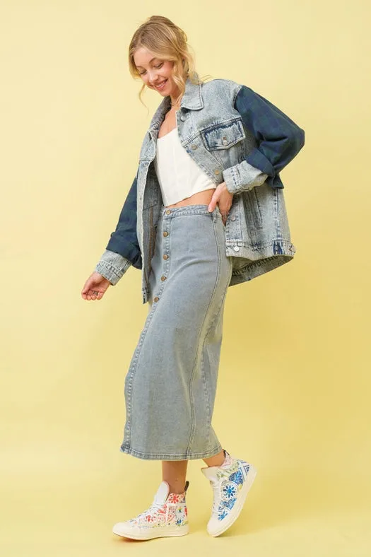 Mid Rise Stretch Midi Denim Skirt MED WASH