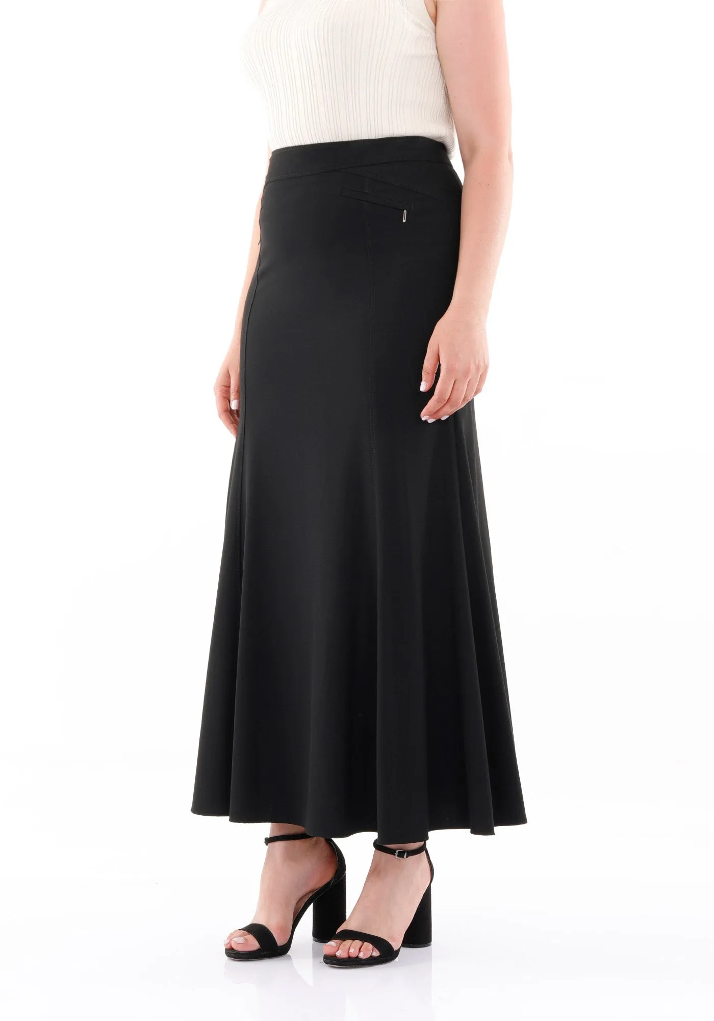 Plus Size Oversized Black Maxi Fishtail Skirt