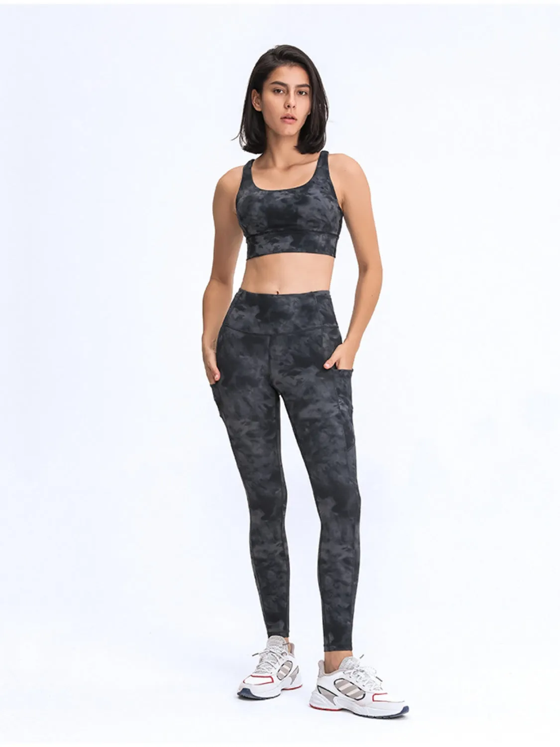 Wide Waistband Leggings with Pockets